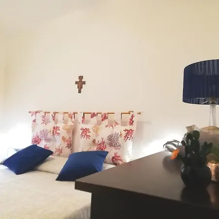 La Scialuppa * Capo Vaticano